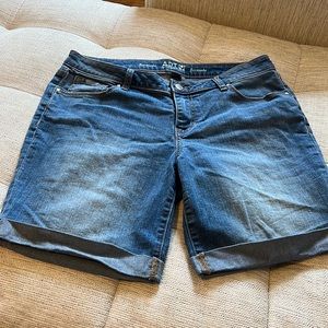 Apt 9 Bermuda Shorts